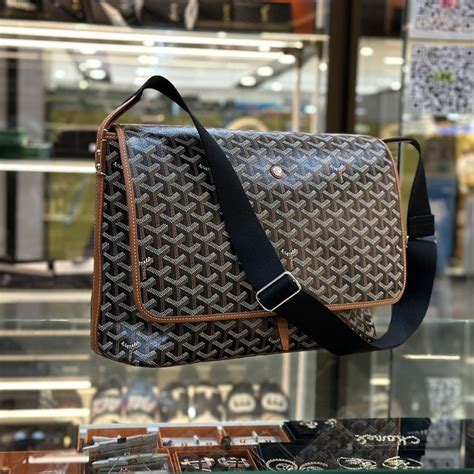 goyard capetien messenger bag|Goyard belvedere Messenger bag.